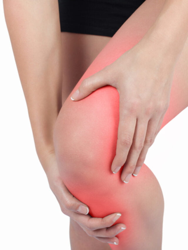 Knee pain of the woman