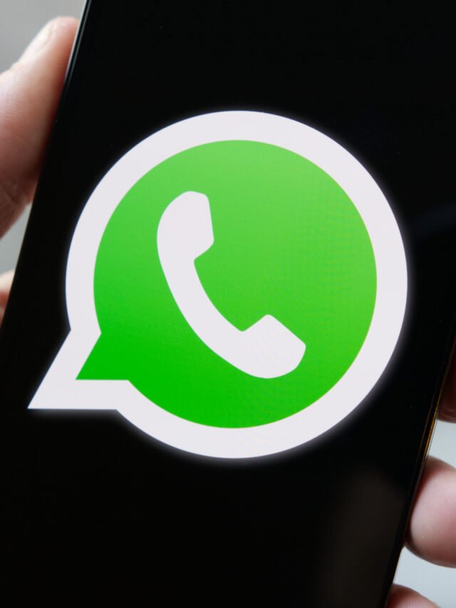 whatsapp-logo-phone-close